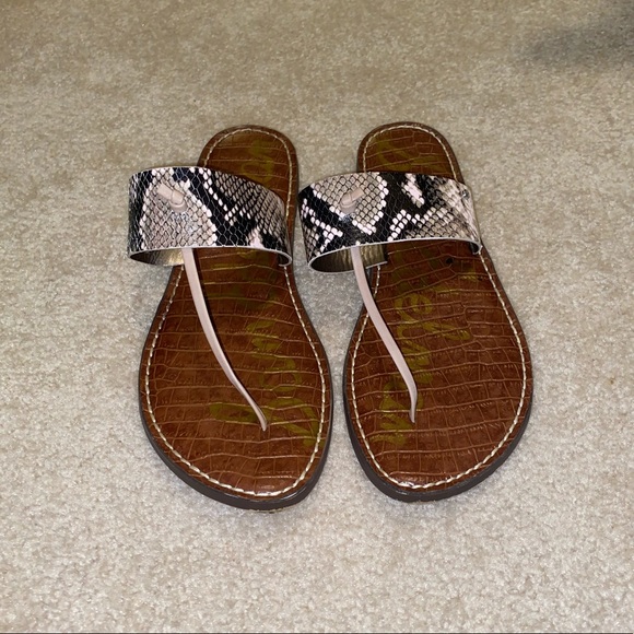 Sam Edelman BlackWhite Snake Print Gus Flat Sandal - Picture 4 of 8